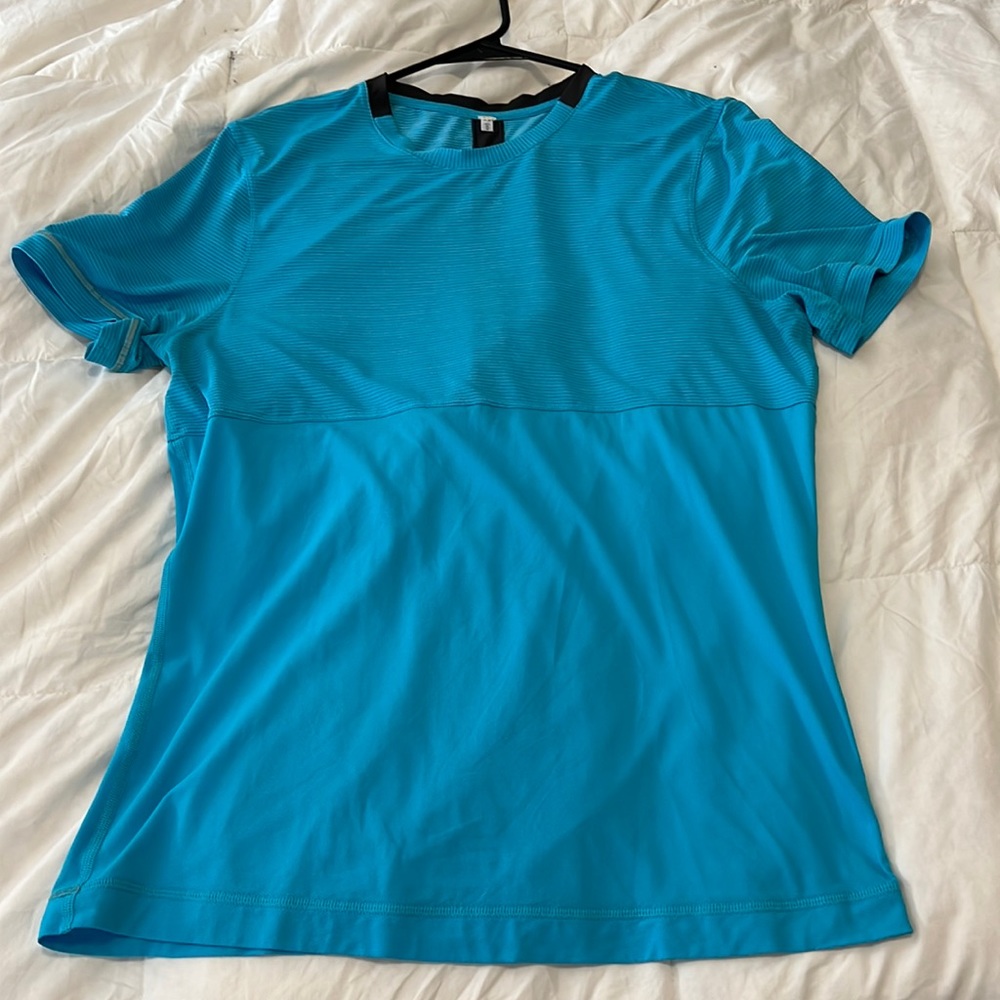 Lululemon shirt
